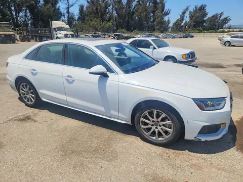 2021 Audi A4 VIN WAUABAF46MA025187 фото 4