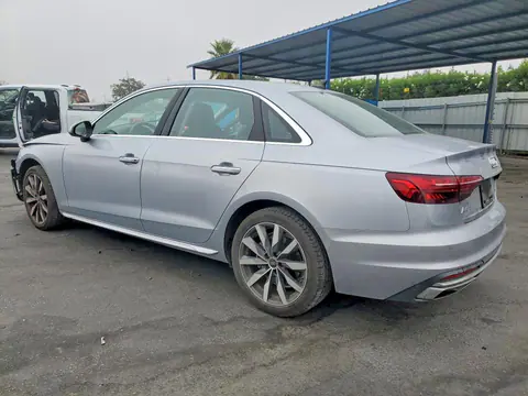 2022 Audi A4 VIN WAUBBAF41NN008456 фото 2