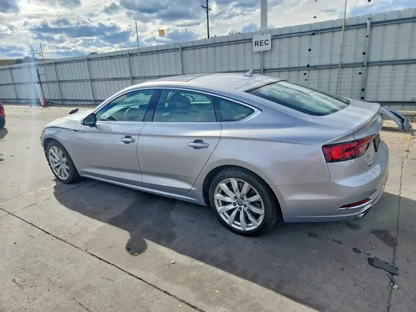 WAUBNCF51JA062045 — 2018 Audi A5, фото 2 с аукциона Copart 28.09.2026, Передняя часть