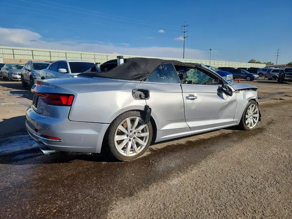 WAUYNGF53JN018526 — 2018 Audi A5, фото 3 с аукциона Copart, Опрокидывание