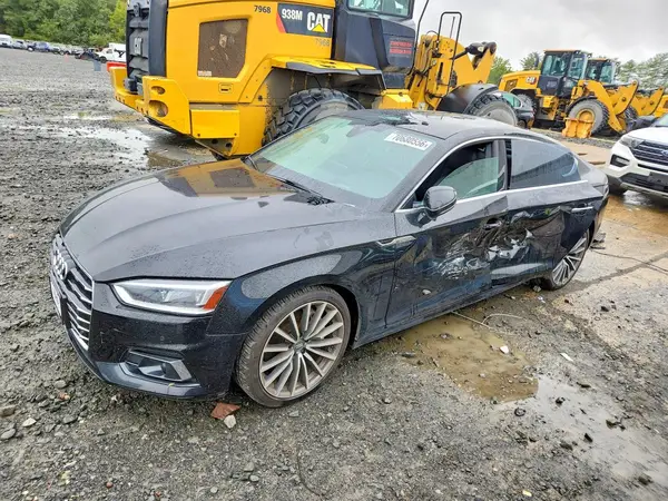 WAUCNCF53JA040536 — 2018 Audi A5, Боковая часть (Side), фото до ремонта