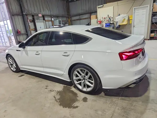 WAUFACF54RA013687 — 2024 Audi A5, фото 2 с аукциона Copart, Передняя часть