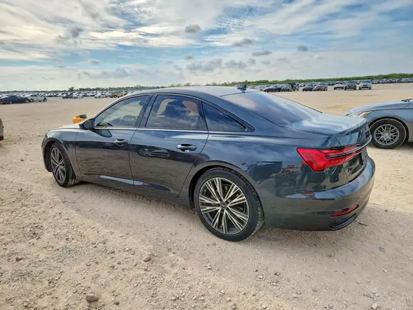 WAUD3BF23NN061492 — 2022 Audi A6, фото 2 с аукциона Copart, Задняя часть