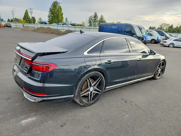 WAU8DAF82KN009120 — 2019 Audi A8, фото 3 с аукциона Copart, Боковая часть