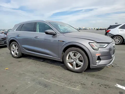 2019 Audi E-Tron VIN WA1VABGEXKB019009 фото 4