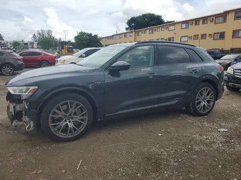 WA1VAAGE8MB030376 — 2021 Audi E-Tron, Передняя часть (Front End), фото до ремонта
