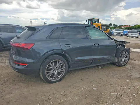 2021 AUDI E-TRON VIN WA1VAAGE8MB030376 фото 3