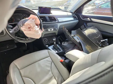 2016 Audi Q3 Premium Plus VIN WA1EFCFS9GR010136 фото 8