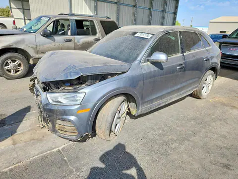 WA1HCCFSXHR011481 — 2017 Audi Q3, Передняя часть (Front End), фото до ремонта