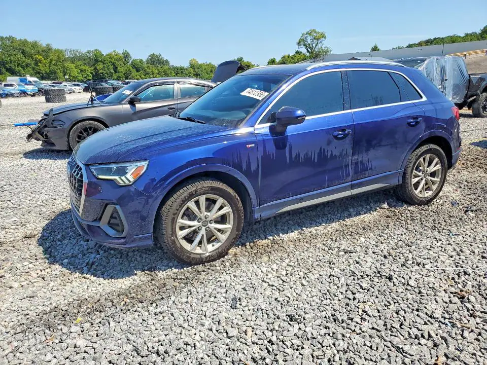 WA1EECF31N1124820 Audi Q3 2022 — повреждение Подтопление, фото до ремонта