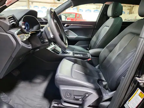 WA1DECF38S1019201 — 2025 Audi Q3, фото 7 с аукциона Copart 14.10.2026, Передняя часть