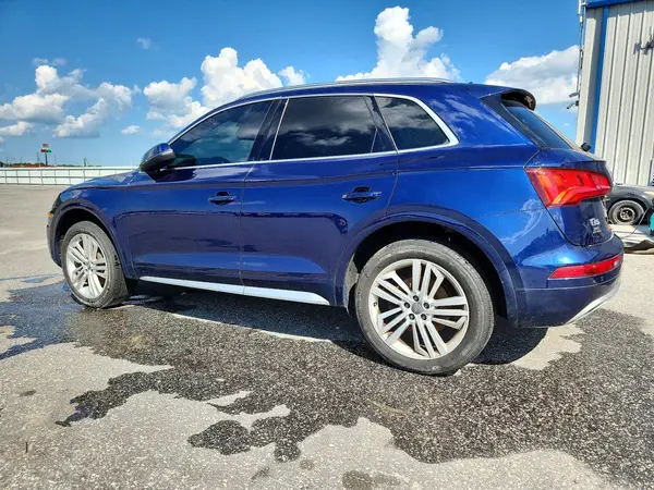 WA1BNAFY6J2234429 — 2018 Audi Q5, фото 2 с аукциона Copart 29.09.2026, Боковая часть