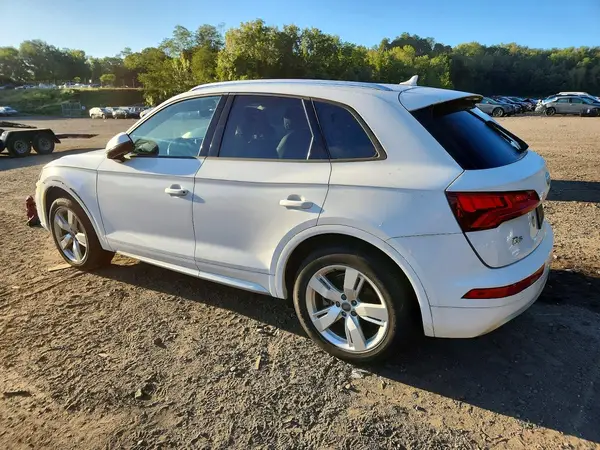 WA1ANAFY5J2009141 — 2018 Audi Q5, фото 2 с аукциона Copart 29.09.2026, Подтопление