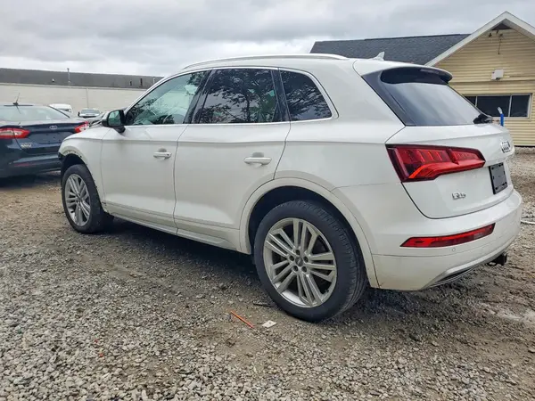 WA1BNAFYXJ2121275 — 2018 Audi Q5, фото 2 с аукциона Copart, Передняя часть