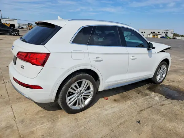 WA1BNAFY3J2011572 — 2018 Audi Q5, фото 3 с аукциона Copart, Передняя часть