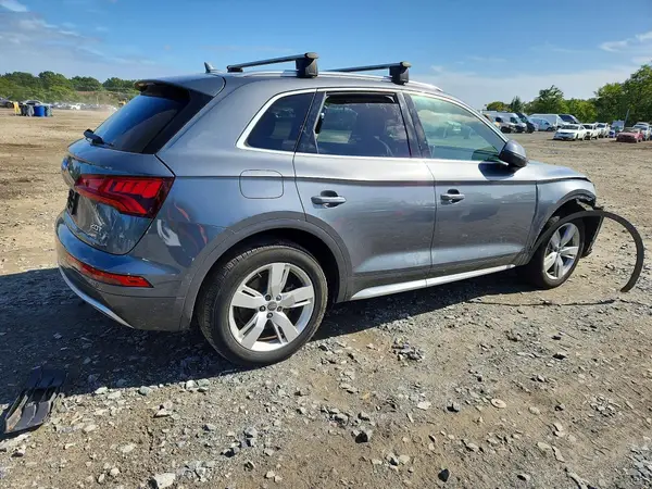 WA1BNAFY8J2017898 — 2018 Audi Q5, фото 3 с аукциона Copart, Передняя часть
