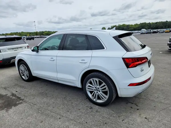 WA1BNAFY4J2002749 — 2018 Audi Q5, фото 2 с аукциона Copart, Подтопление