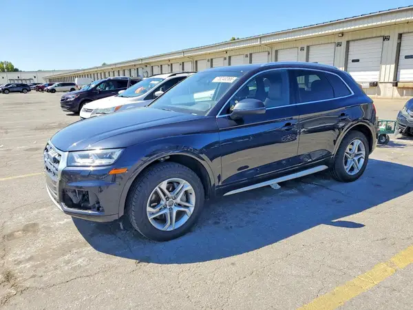 WA1BNAFY9J2159015 — 2018 Audi Q5, Передняя часть (Front End), фото до ремонта