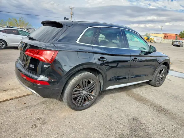 WA1BNAFY0J2082308 — 2018 Audi Q5, фото 3 с аукциона Copart, Боковая часть