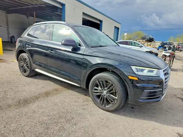 WA1BNAFY0J2082308 — 2018 Audi Q5, фото 4 с аукциона Copart, Боковая часть