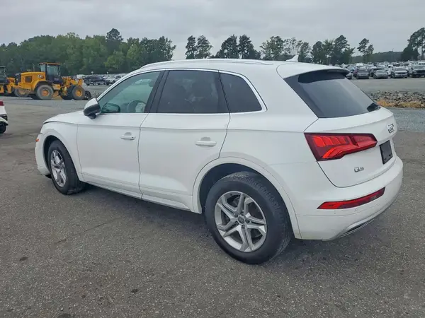 WA1BNAFY7J2131858 — 2018 Audi Q5, фото 2 с аукциона Copart, Передняя часть