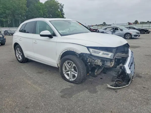WA1BNAFY7J2131858 — 2018 Audi Q5, фото 4 с аукциона Copart, Передняя часть