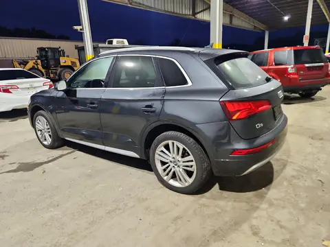 2018 Audi Q5 Premium Plus VIN WA1BNAFY9J2066558 фото 2