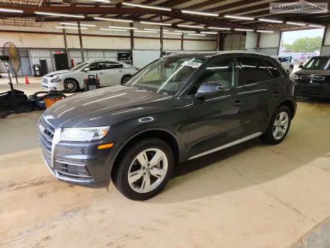 WA1ANAFY1J2009427 — 2018 Audi Q5, Задняя часть, фото до ремонта