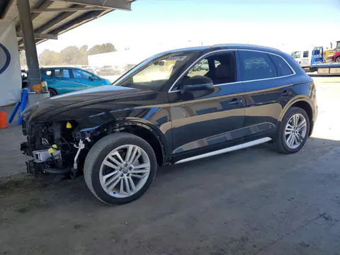 WA1BNAFY5K2079583 — 2019 Audi Q5, Передняя часть (Front End), фото до ремонта