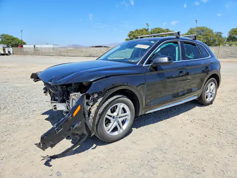 WA1ANAFY9K2124360 — 2019 Audi Q5, Передняя часть (Front End), фото до ремонта