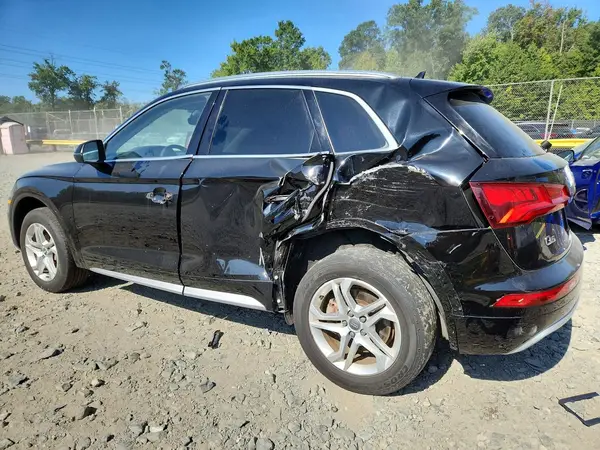 WA1ANAFY1K2120304 — 2019 Audi Q5, фото 2 с аукциона Copart, Боковая часть