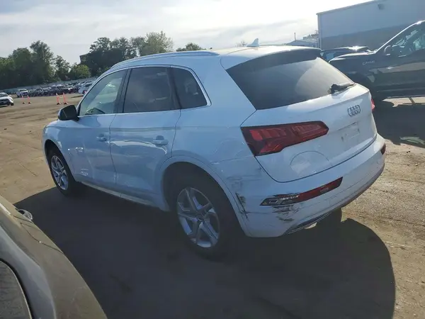 WA1ANAFY8K2081730 — 2019 Audi Q5, фото 2 с аукциона Copart 29.09.2026, Задняя часть