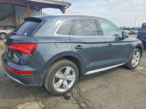 WA1CNAFYXK2096898 — 2019 Audi Q5, фото 3 с аукциона Copart 06.10.2026, Передняя часть