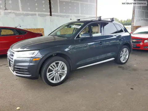WA1BNAFY6K2069418 — 2019 Audi Q5, Передняя часть, фото до ремонта