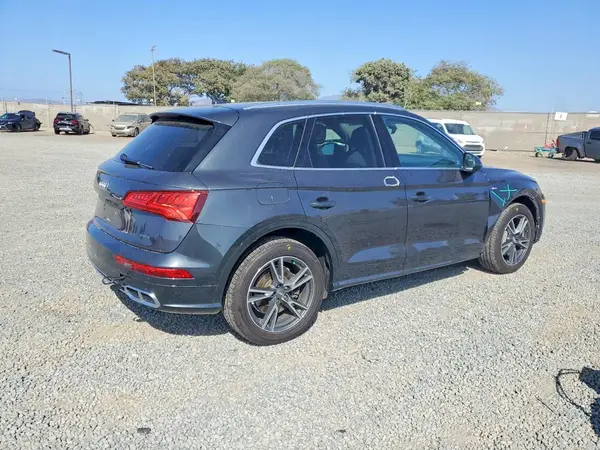 WA1E2AFY9L2081148 — 2020 Audi Q5, фото 3 с аукциона Copart, Передняя часть