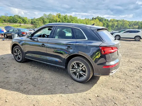 WA1E2AFY9L2064382 — 2020 Audi Q5, фото 2 с аукциона Copart 12.10.2026, Механические повреждения