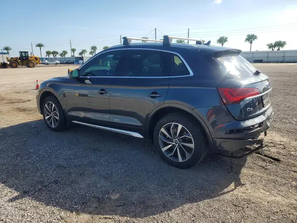 WA1BAAFY1M2067395 — 2021 Audi Q5, фото 2 с аукциона Copart, Задняя часть