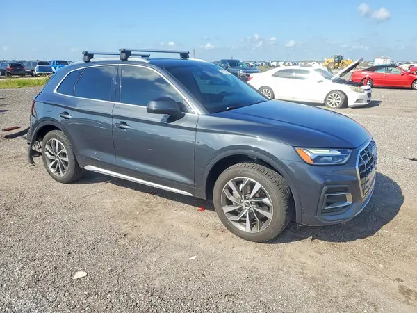 WA1BAAFY1M2067395 — 2021 Audi Q5, фото 4 с аукциона Copart, Задняя часть