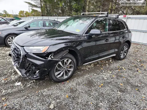 WA1BAAFY1M2027706 — 2021 Audi Q5, Передняя часть, фото до ремонта