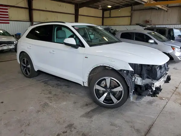 WA1EAAFY0N2054703 — 2022 Audi Q5, фото 4 с аукциона Copart, Передняя часть