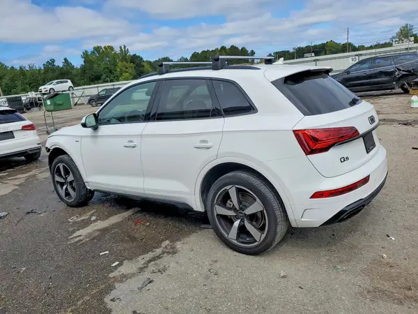 WA1EAAFY7N2134354 — 2022 Audi Q5, фото 2 с аукциона Copart, Передняя часть