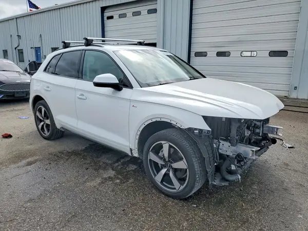 WA1EAAFY7N2134354 — 2022 Audi Q5, фото 4 с аукциона Copart, Передняя часть