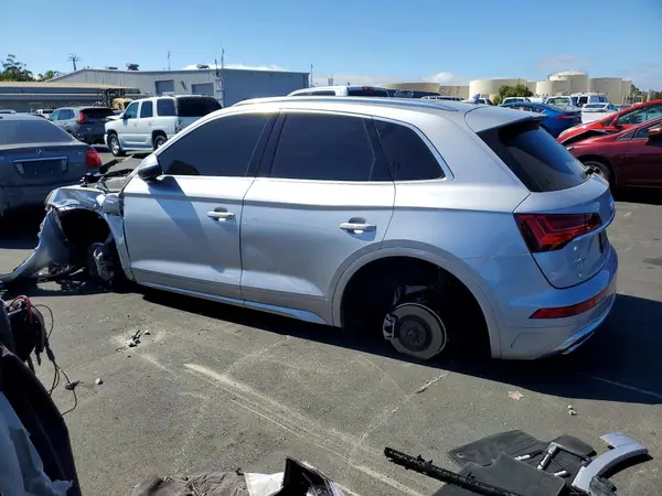 WA1EAAFY3P2033427 — 2023 Audi Q5, фото 2 с аукциона Copart, Боковая часть