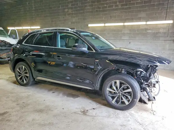 WA1EAAFY8R2027769 — 2024 Audi Q5, фото 4 с аукциона Copart, Передняя часть