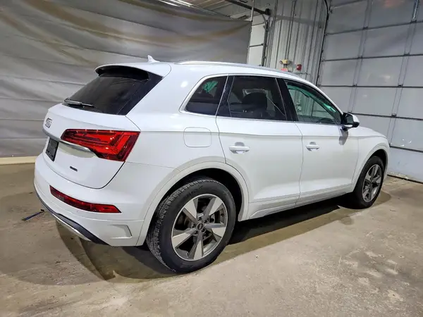 WA1ABAFYXR2015523 — 2024 Audi Q5, фото 3 с аукциона Copart, Боковая часть