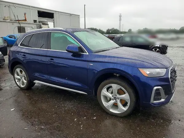 WA1EAAFY0R2079364 — 2024 Audi Q5, фото 4 с аукциона Copart 07.10.2026, Боковая часть