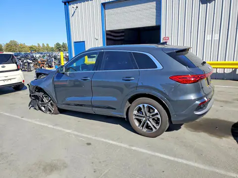 2025 Audi Q5 VIN WA11AAGU7S2014592 фото 2