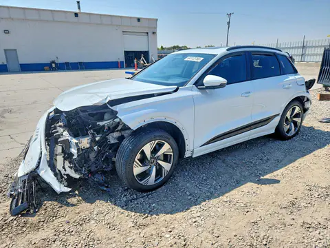 WA124BGF5SA008685 — 2025 Audi Q6 E-Tron, Задняя часть (Rear End), фото до ремонта