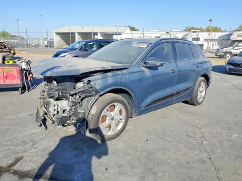 WA122BGF5SA022222 — 2025 Audi Q6 E-Tron, Передняя часть (Front End), фото до ремонта