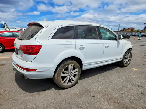2015 Audi Q7 VIN WA1LGAFE1FD002417 фото 3